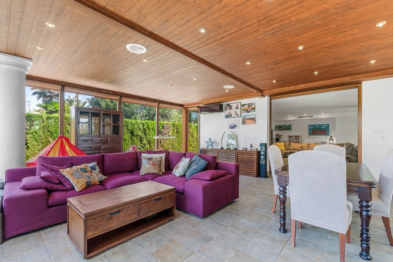 5 Zimmer Villa zu verkaufen in Elche / Elx mit Pool - 1.165.000 € (Ref: 8975879)