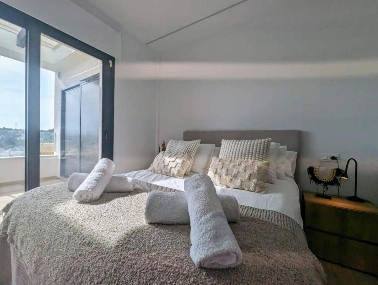 2 sypialnia Penthouse na sprzedaż w Villamartin z basenem garażem - 329 995 € (Ref: 8978547)