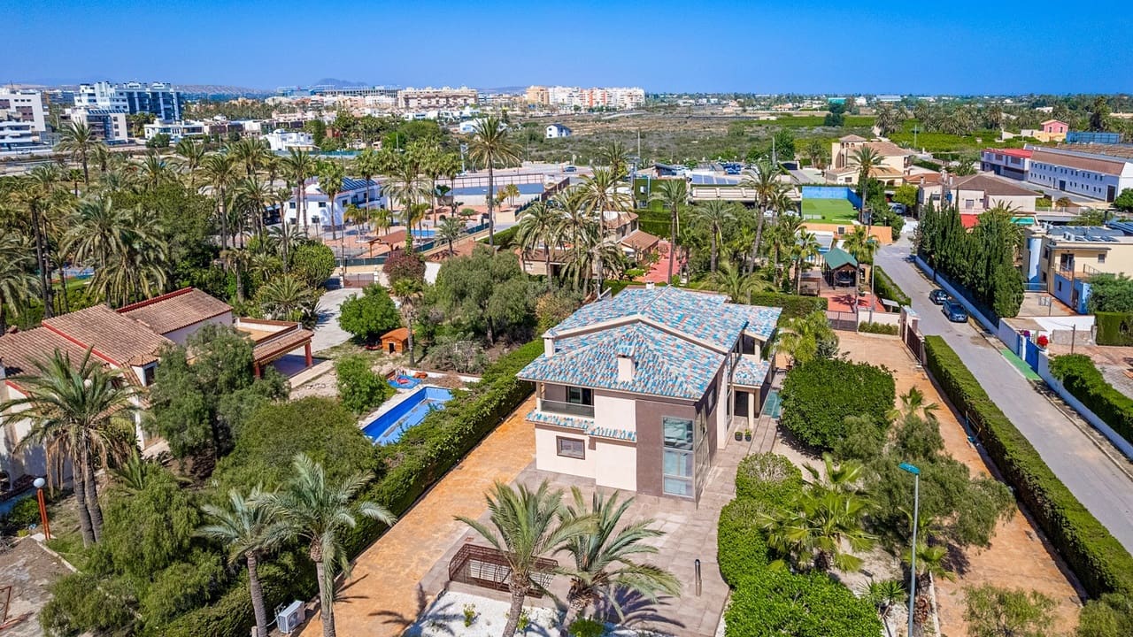 5 soverom Villa til salgs i Elche / Elx - € 930 000 (Ref: 8978558)