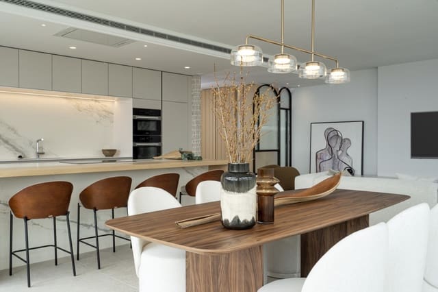 Ático de 4 habitaciones en Casco Antiguo, Marbella en venta con piscina - 2.290.000 € (Ref: 8996685)