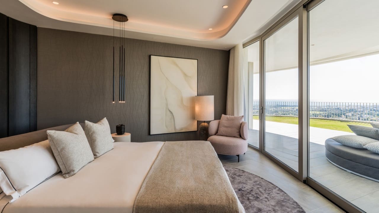 4 soveværelse Penthouse til salg i Marbella med swimmingpool - € 2.290.000 (Ref: 8996685)