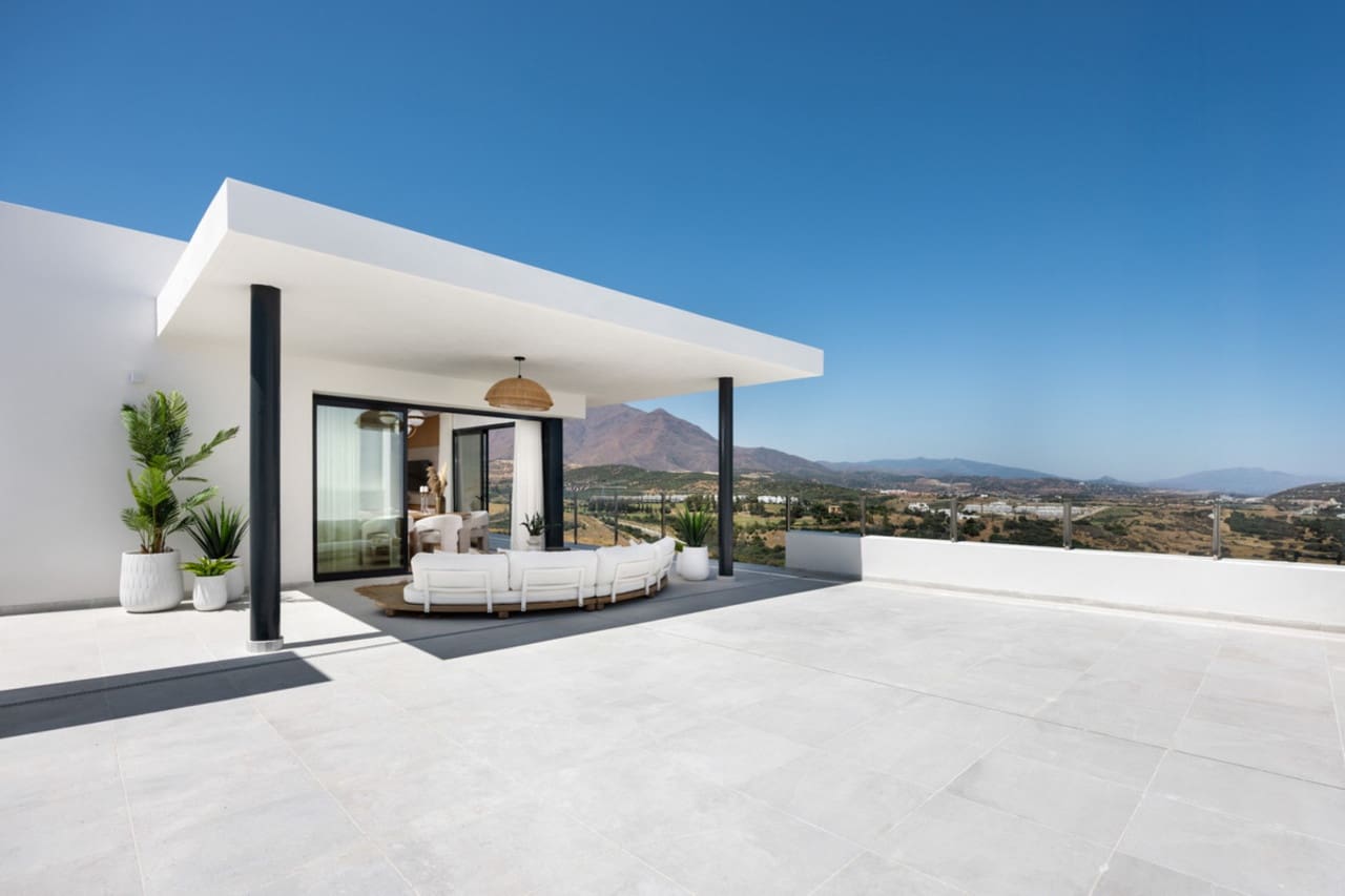 3 quarto Penthouse para venda em Casares com piscina - 1 021 000 € (Ref: 8996816)