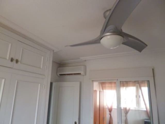 4 sovrum Villa till salu i Playa Flamenca, Orihuela med pool garage - 399 995 € (Ref: 9016753)