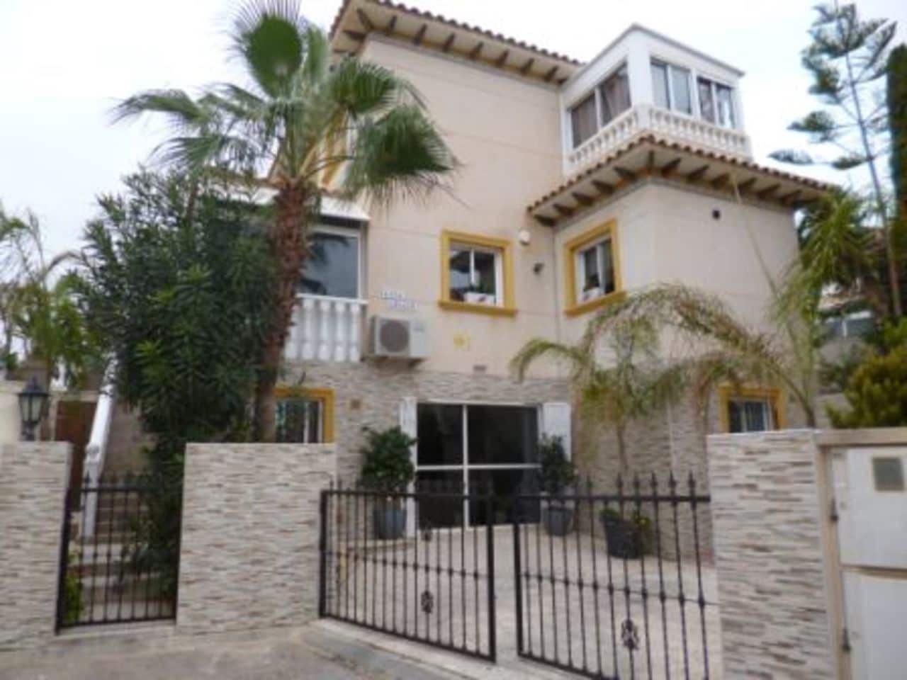 4 bedroom Villa for sale in Playa Flamenca with pool garage - € 399,995 (Ref: 9016753)