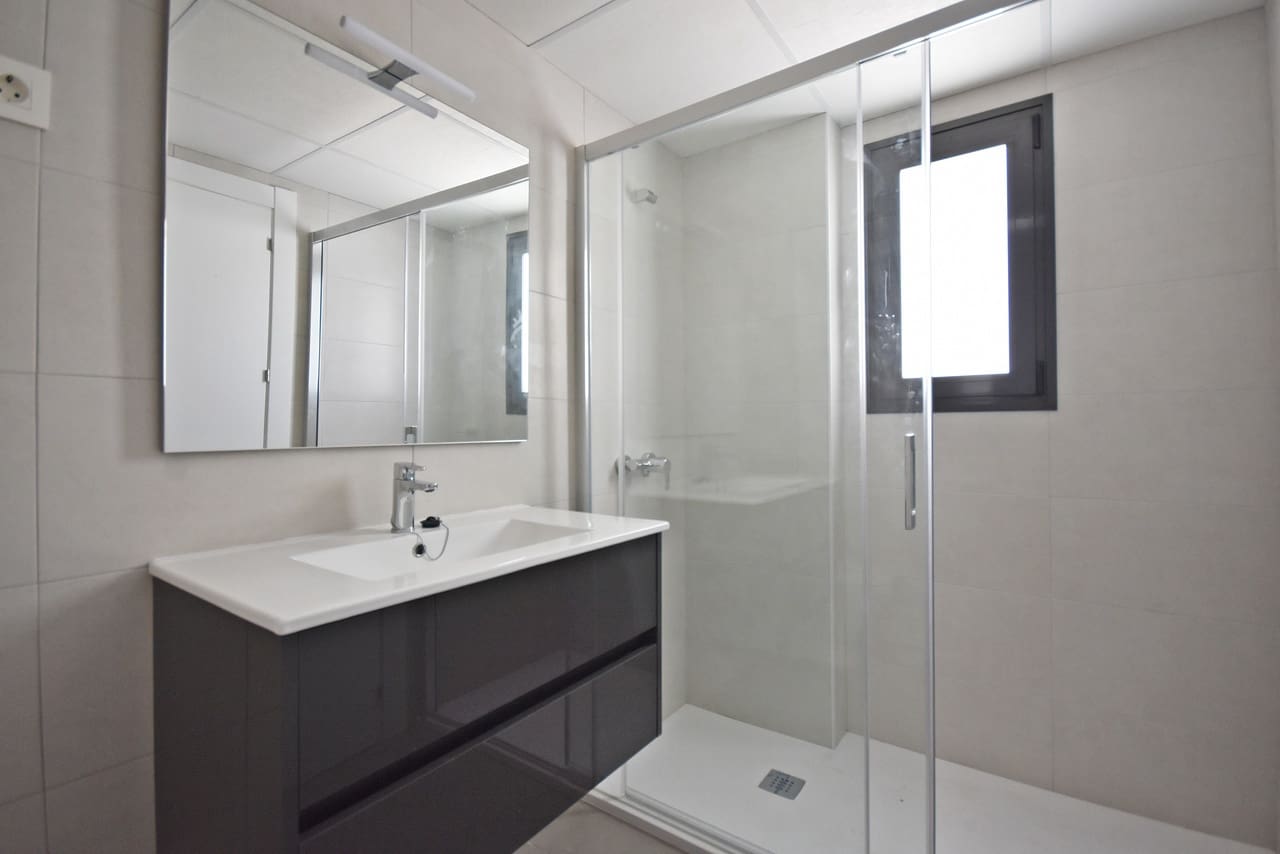 3 slaapkamer Villa te koop in Alamillo met zwembad garage - € 340.000 (Ref: 9024102)