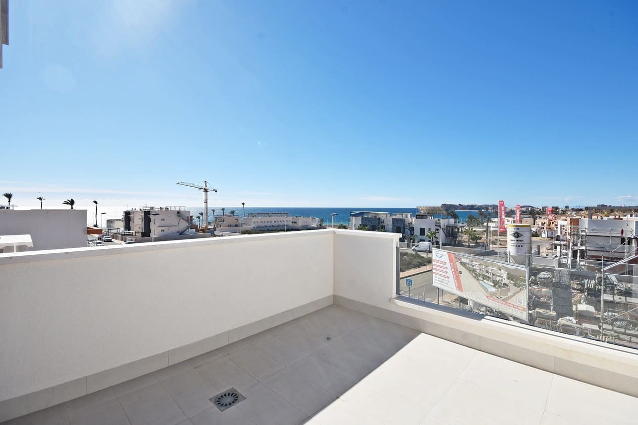 3 slaapkamer Villa te koop in Alamillo met zwembad garage - € 340.000 (Ref: 9024102)