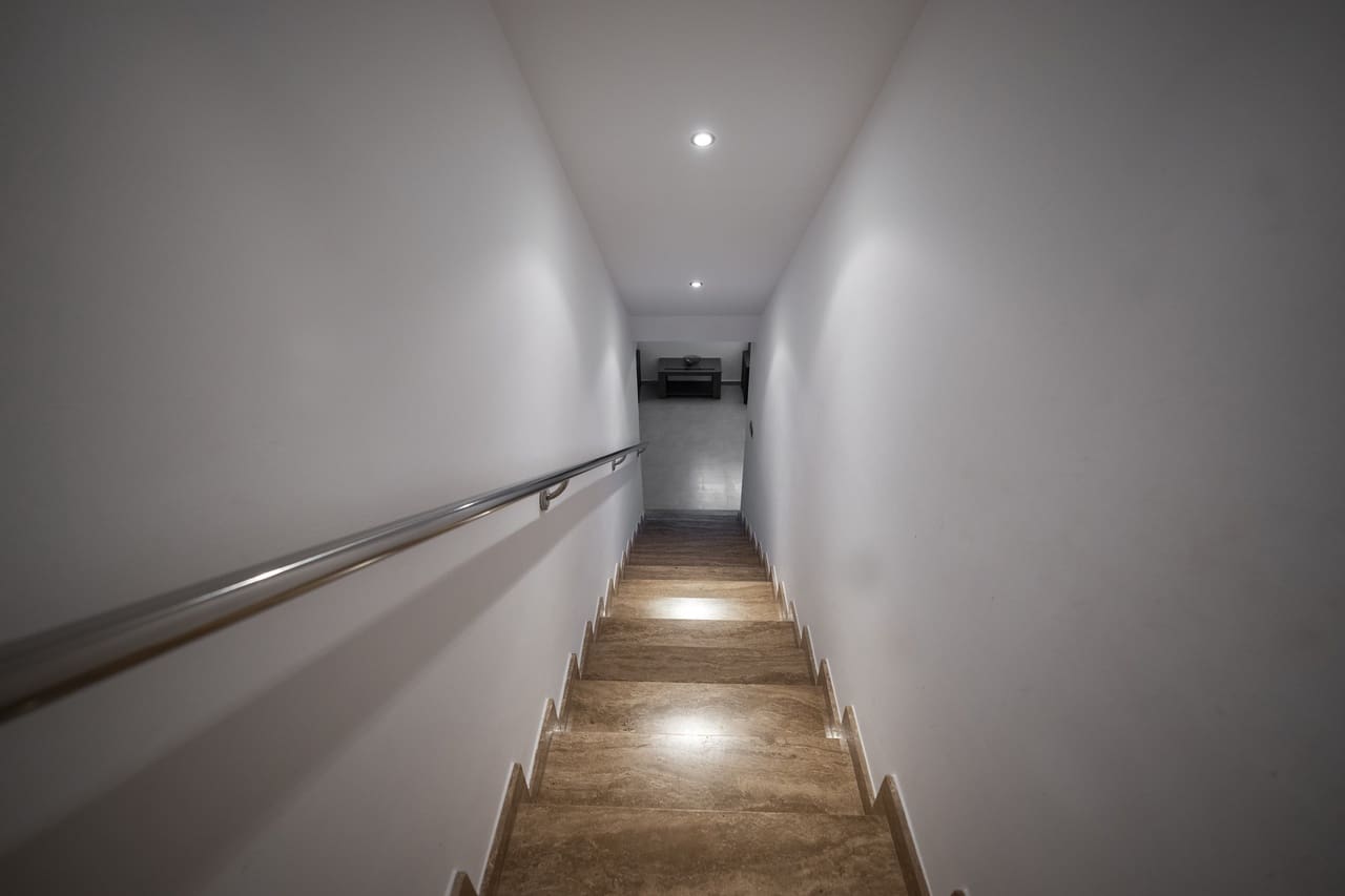 4 bedroom Villa for sale in Avileses with pool garage - € 1,350,000 (Ref: 9081359)