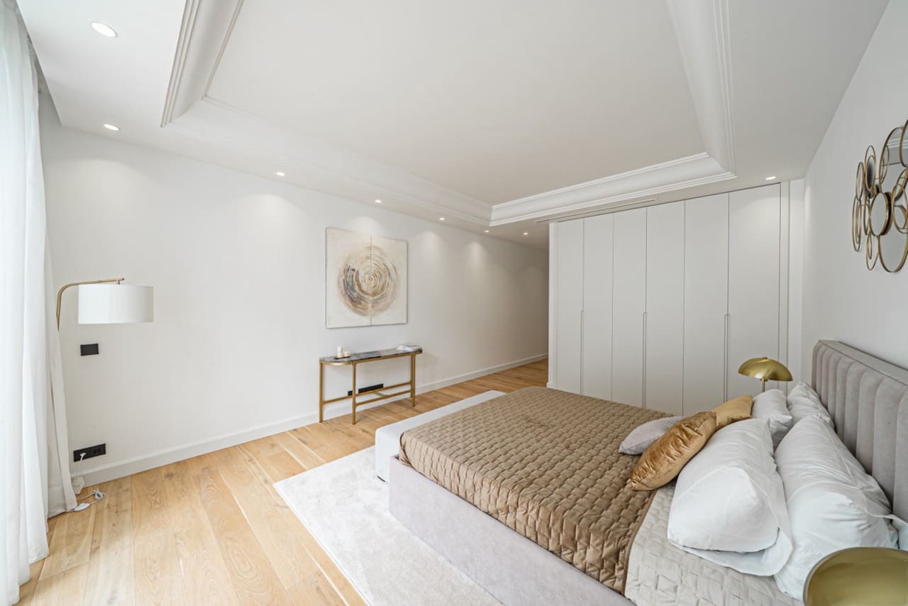 6 sypialnia Willa na sprzedaż w Marbella z basenem - 6 400 000 € (Ref: 9112038)