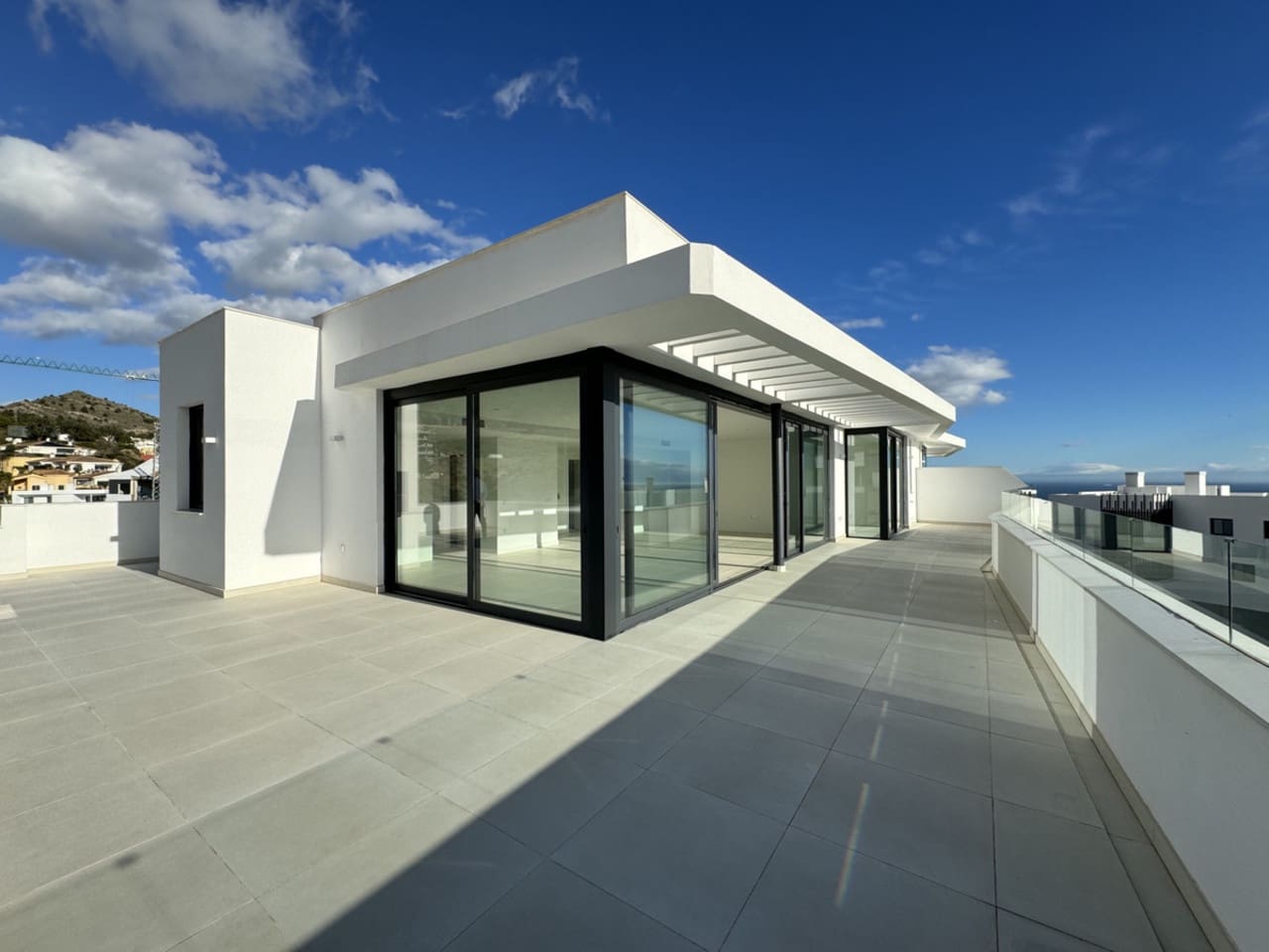 2 soverom Leilighet til salgs i Fuengirola med svømmebasseng - € 489 000 (Ref: 9112045)