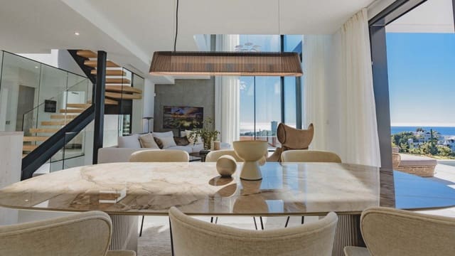 4 sypialnia Willa na sprzedaż w Casco Antiguo, Marbella z basenem - 1 675 000 € (Ref: 9112078)