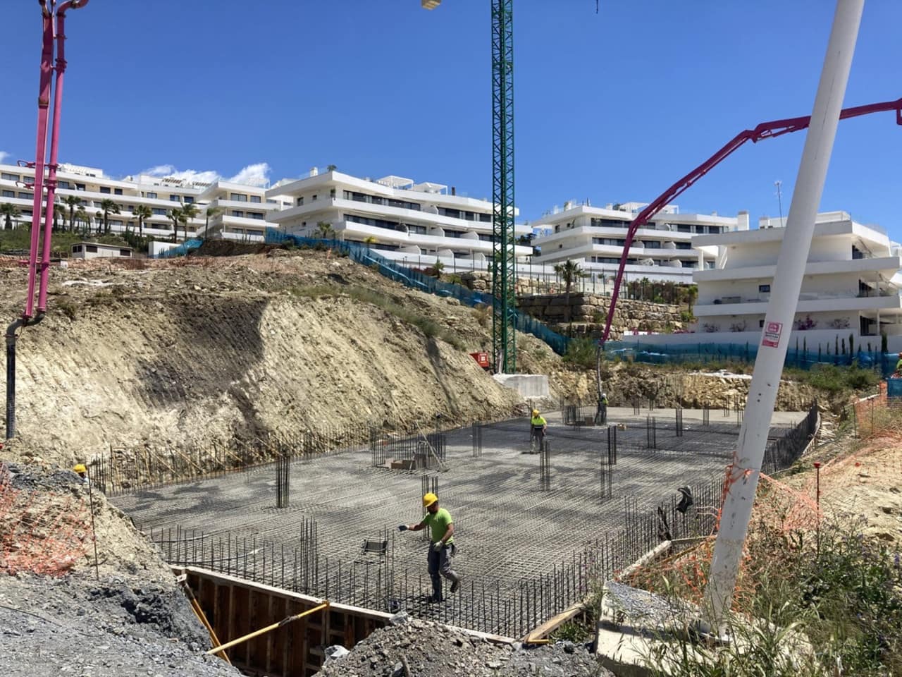 3 makuuhuone Huoneisto myytävänä paikassa Estepona mukana uima-altaan - 710 000 € (Ref: 9112119)