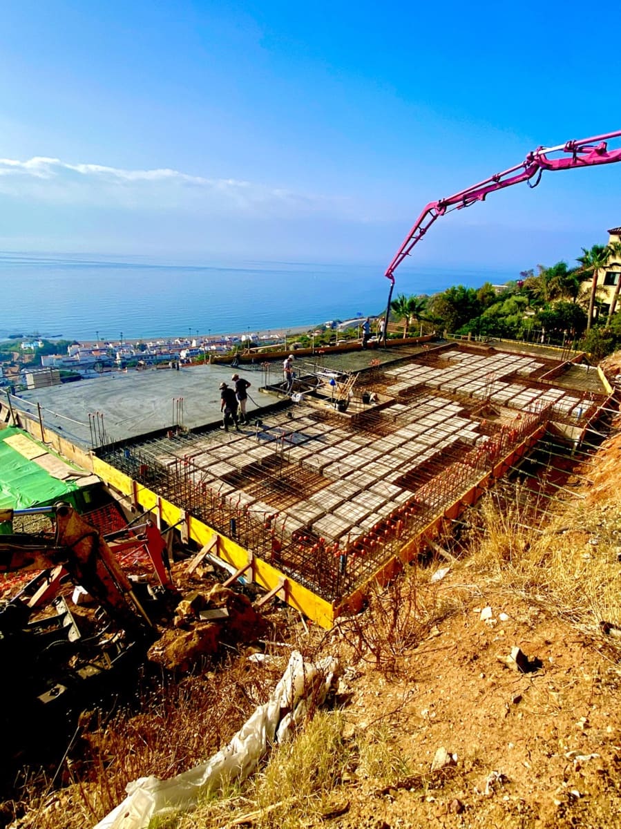 5 sypialnia Willa na sprzedaż w Manilva z basenem - 2 350 000 € (Ref: 9112123)