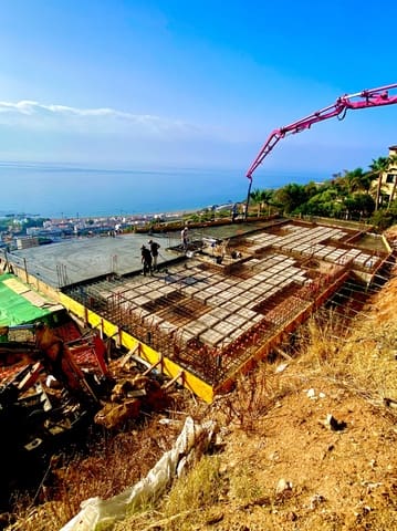 5 sypialnia Willa na sprzedaż w Manilva Pueblo, Manilva z basenem - 2 350 000 € (Ref: 9112123)