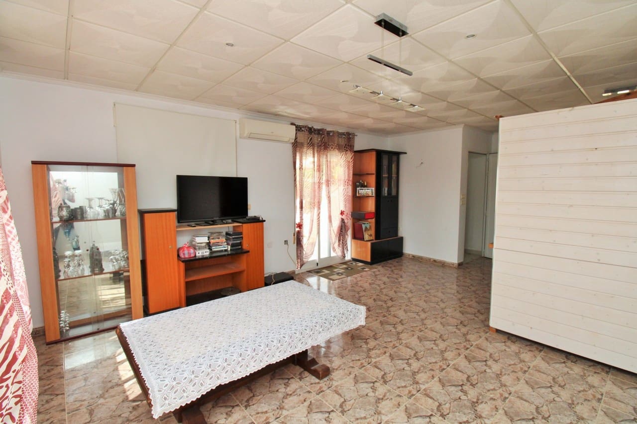 3 soveværelse Erhverv til salg i Villamartin - € 374.900 (Ref: 9126633)