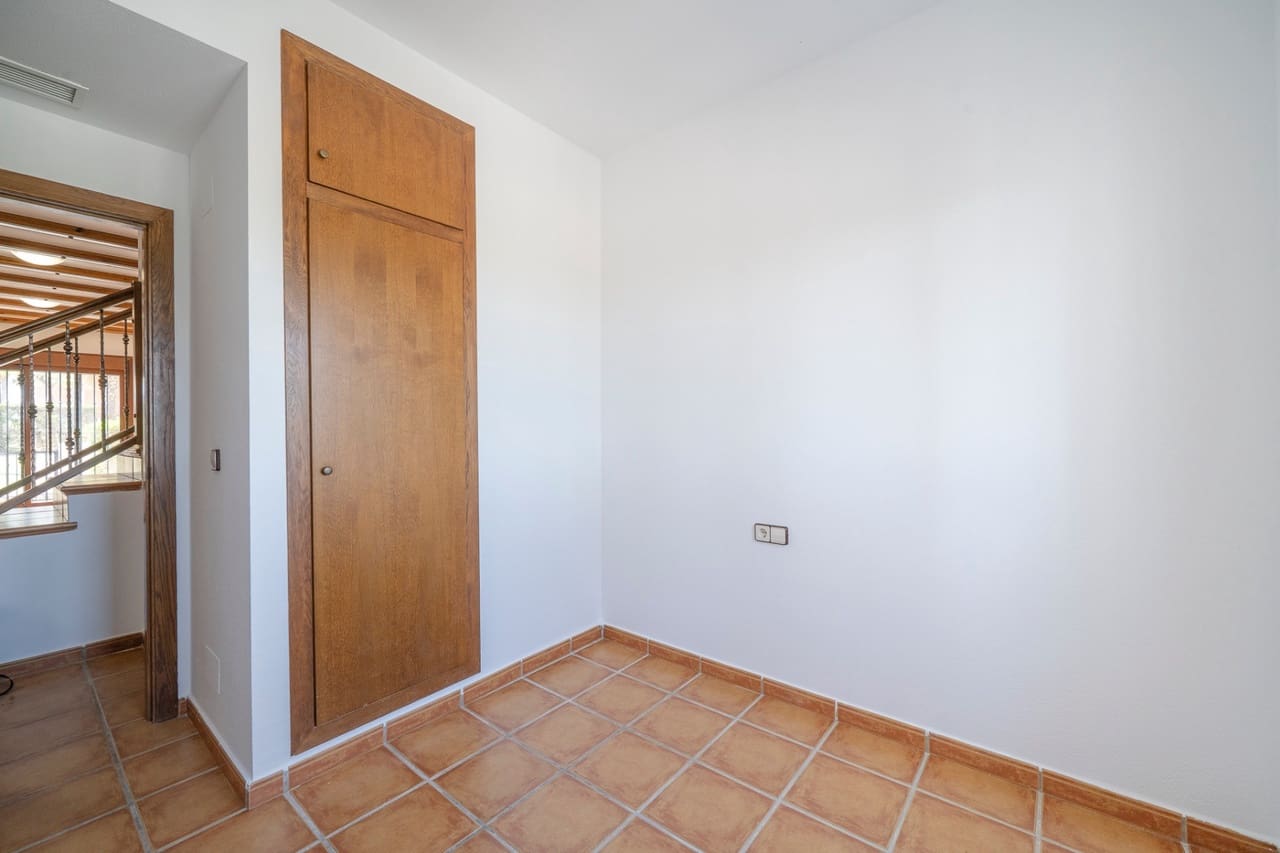 Bungalow de 3 habitaciones en Algorfa en venta con piscina - 230.000 € (Ref: 9128035)