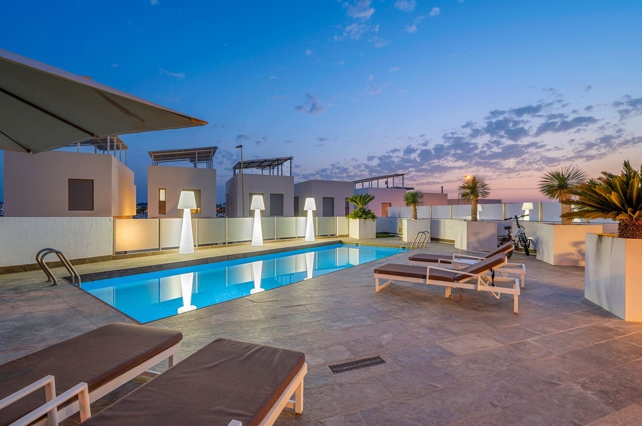 3 slaapkamer Villa te koop in Orihuela Costa met zwembad - € 759.000 (Ref: 9129466)