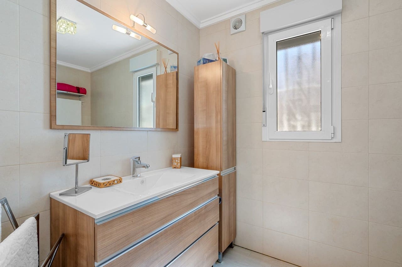 3 soverom Villa til salgs i Ciudad Quesada med svømmebasseng - € 490 000 (Ref: 9141450)