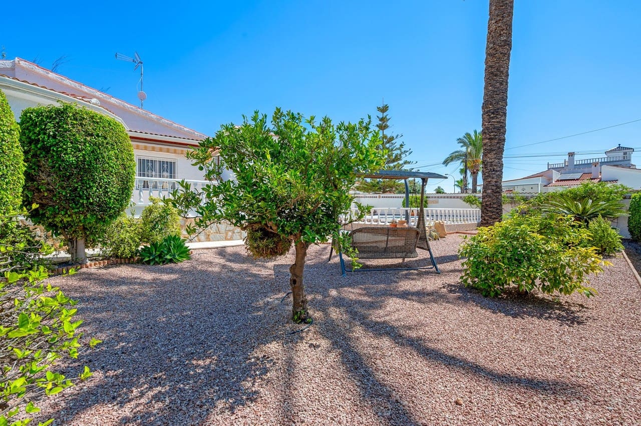 3 soverom Villa til salgs i Ciudad Quesada med svømmebasseng - € 490 000 (Ref: 9141450)