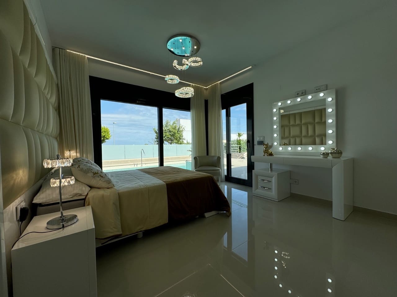 5 camera da letto Villa in vendita in San Miguel de Salinas con piscina garage - 849.000 € (Rif: 9146871)