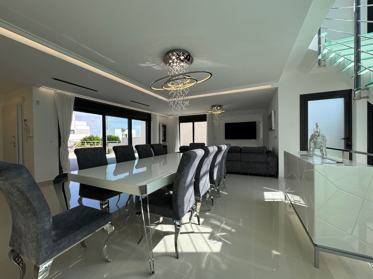 5 camera da letto Villa in vendita in San Miguel de Salinas con piscina garage - 849.000 € (Rif: 9146871)