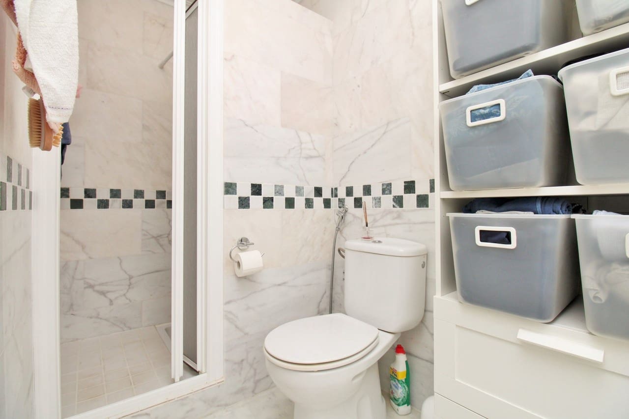 2 Zimmer Apartment zu verkaufen in Villamartin mit Pool - 179.999 € (Ref: 9148982)