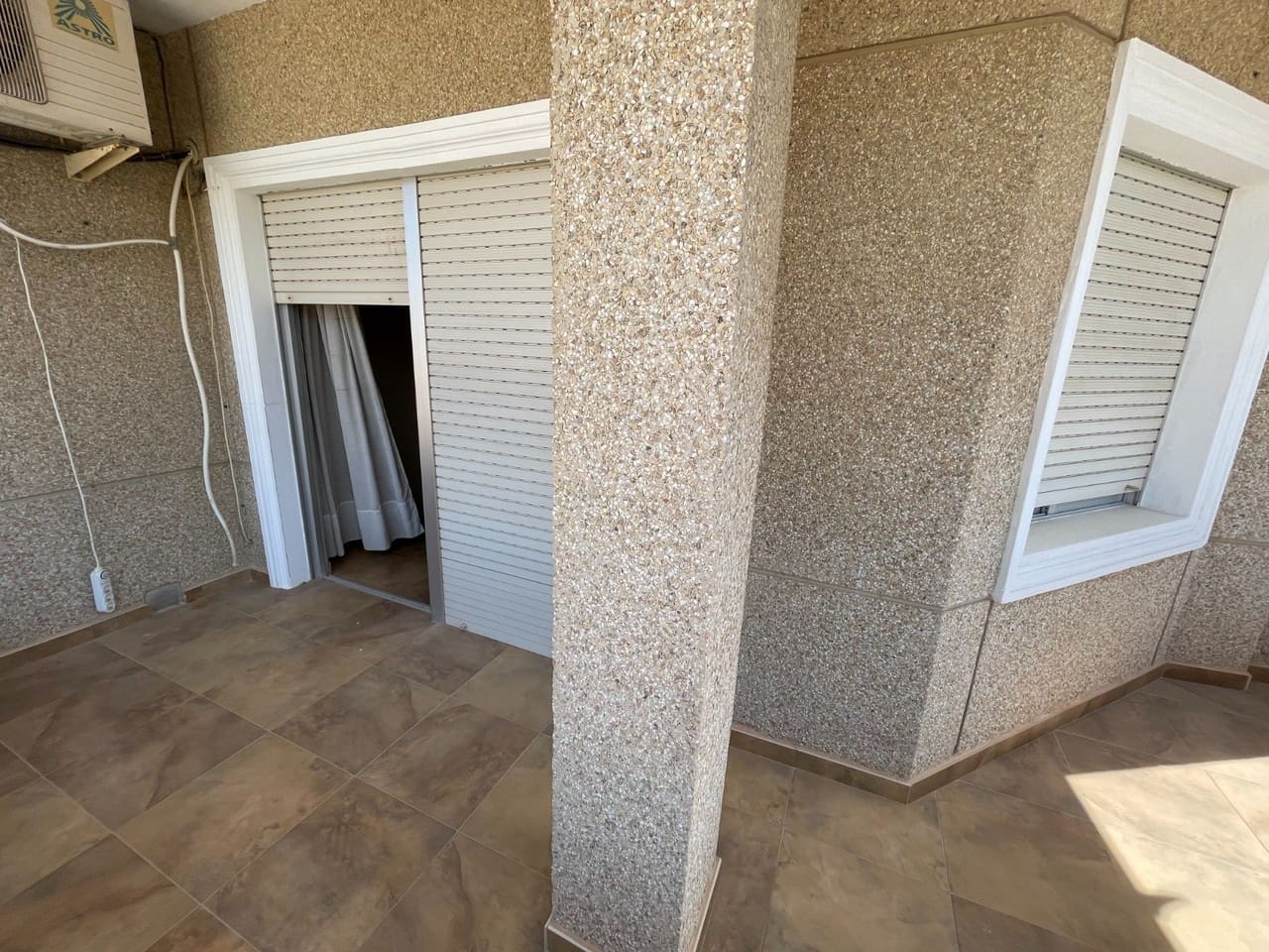5 soveværelse Villa til salg i San Miguel de Salinas med garage - € 299.900 (Ref: 9154790)