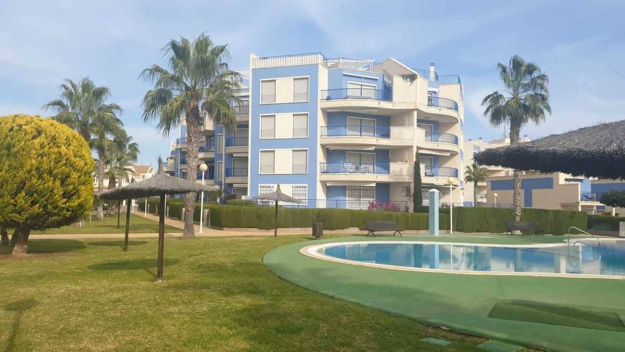 2 bedroom Apartment for sale in Cabo Roig - € 250,000 (Ref: 9154807)