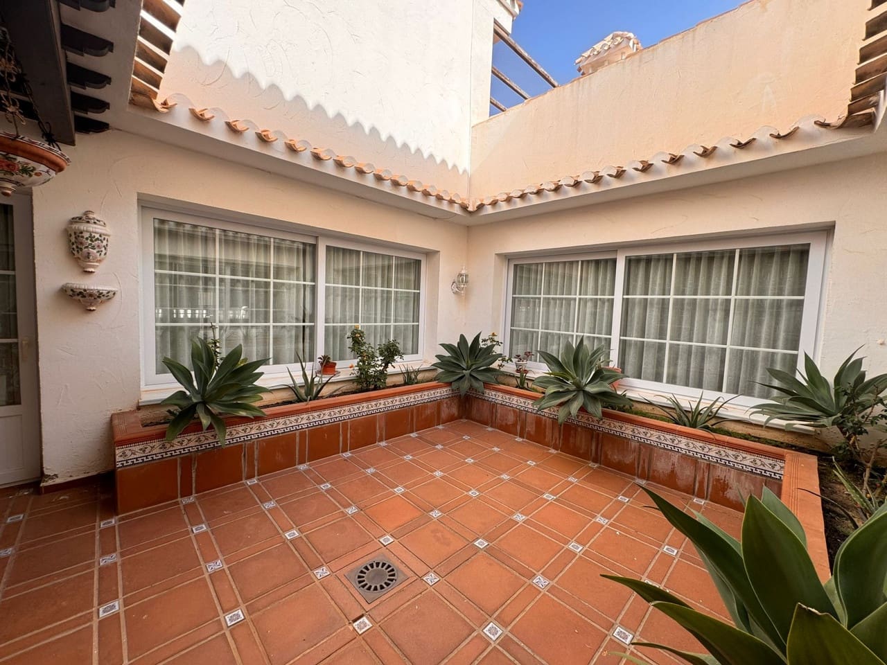 5 bedroom Villa for sale in Torre-Pacheco - € 870,000 (Ref: 9154827)