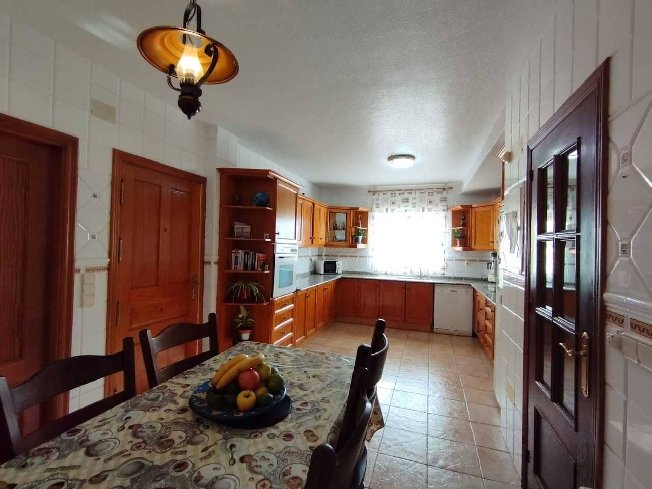 6 bedroom Villa for sale in Torrevieja - € 559,000 (Ref: 9154828)