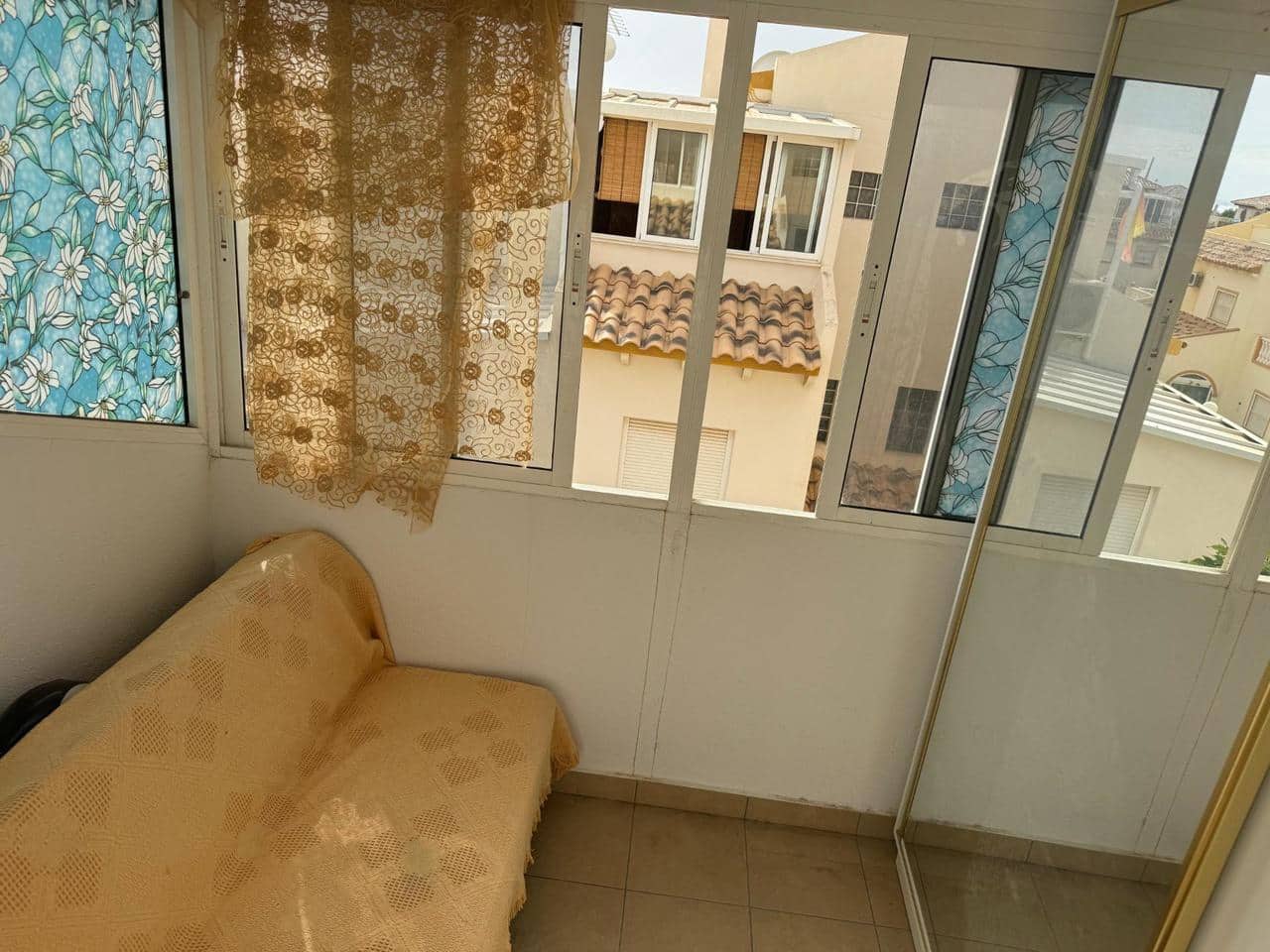 4 makuuhuone Huvila myytävänä paikassa Orihuela Costa mukana uima-altaan - 212 000 € (Ref: 9154834)