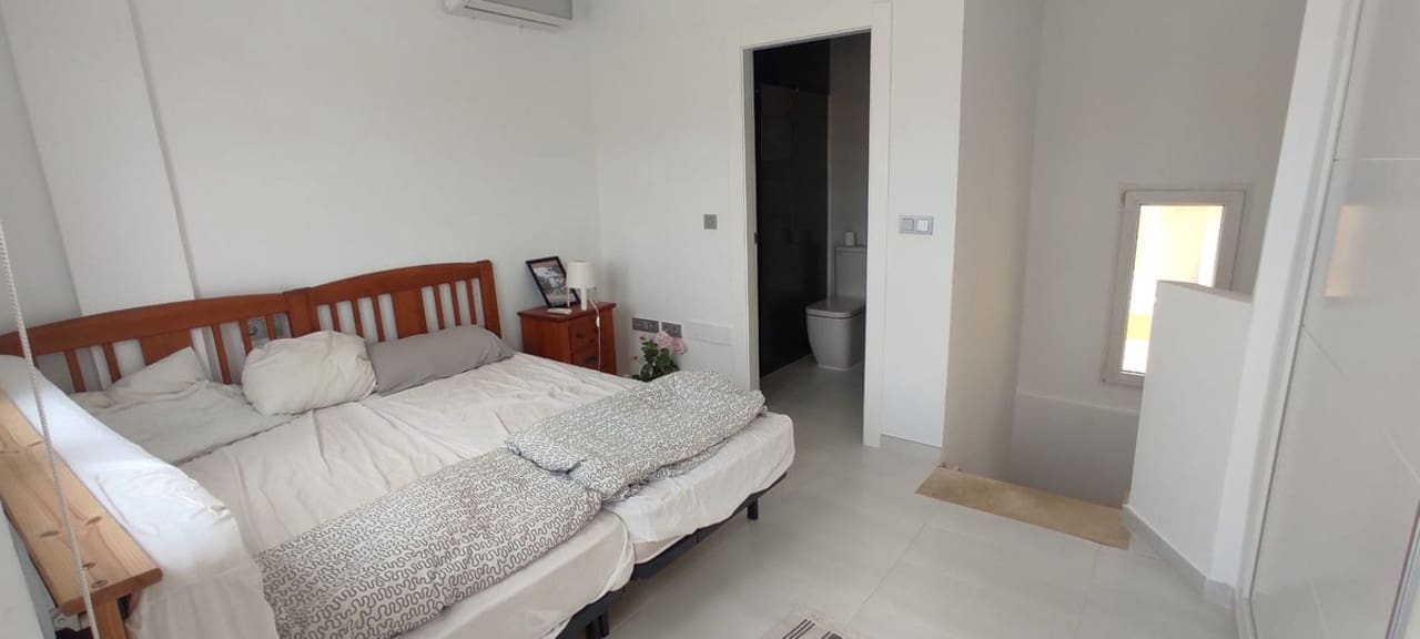 3 bedroom Villa for sale in Orihuela Costa - € 369,000 (Ref: 9154847)