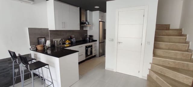 3 chambre Villa/Maison à vendre à Dehesa de Campoamor, Orihuela - 369 000 € (Ref: 9154847)