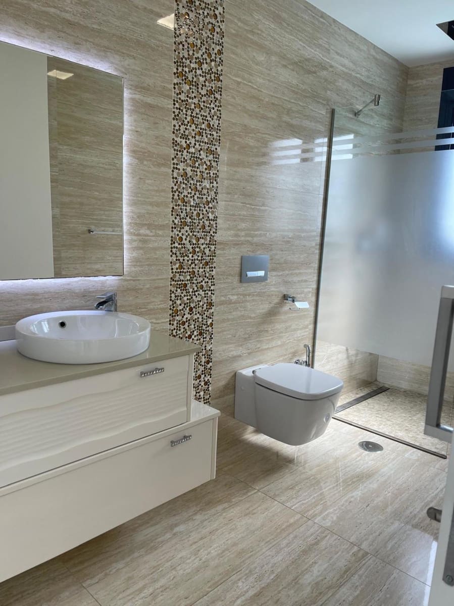 5 quarto Moradia para venda em San Miguel de Salinas com piscina - 995 000 € (Ref: 9154850)