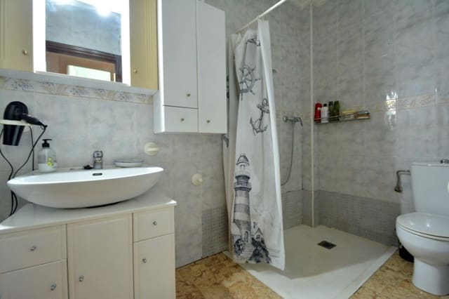 4 camera da letto Casa in vendita in Zona Pueblo, Guardamar del Segura - 360.000 € (Rif: 9154853)