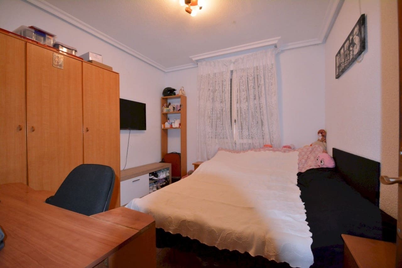 4 bedroom Townhouse for sale in Guardamar del Segura - € 360,000 (Ref: 9154853)