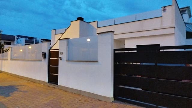 2 soveværelse Villa til salg i Lo Pagan, San Pedro del Pinatar med swimmingpool - € 365.000 (Ref: 9154855)