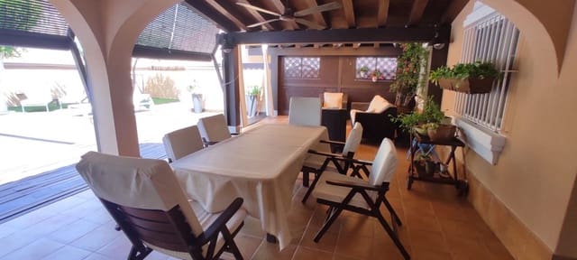 Chalet de 4 habitaciones en Ciudad, San Javier en venta - 865.000 € (Ref: 9154856)