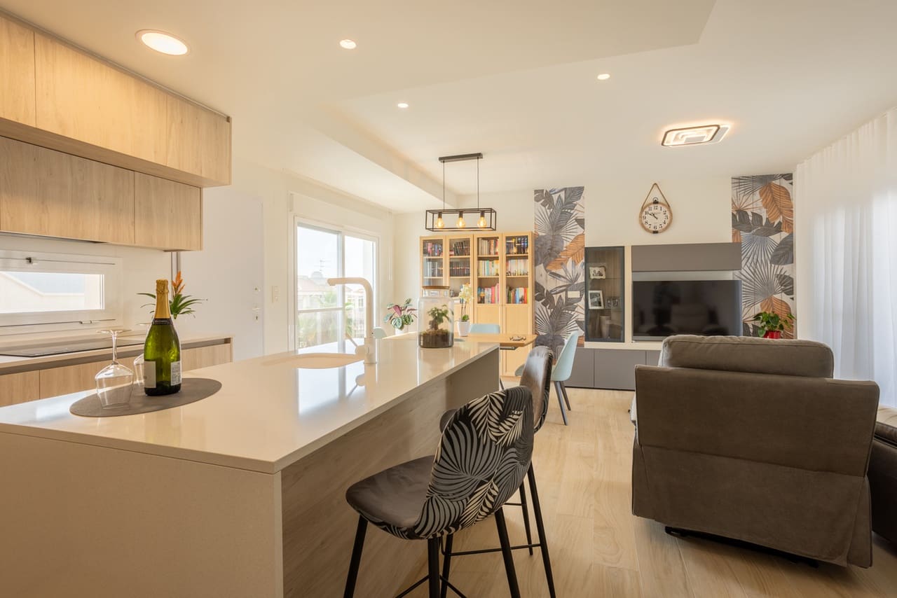 2 soveværelse Penthouse til salg i Villamartin med swimmingpool - € 315.000 (Ref: 9154857)