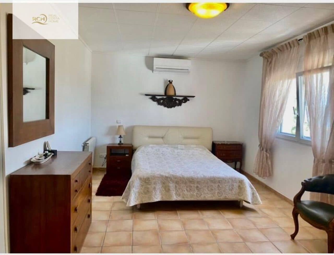 4 bedroom Townhouse for sale in Altea with pool - € 800,000 (Ref: 9154859)