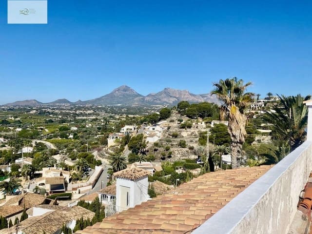 Casa de 4 habitaciones en Altea en venta con piscina - 800.000 € (Ref: 9154859)