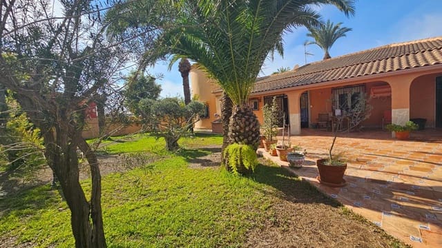 5 Zimmer Villa zu verkaufen in El Molino, Torrevieja mit Pool - 780.000 € (Ref: 9154860)