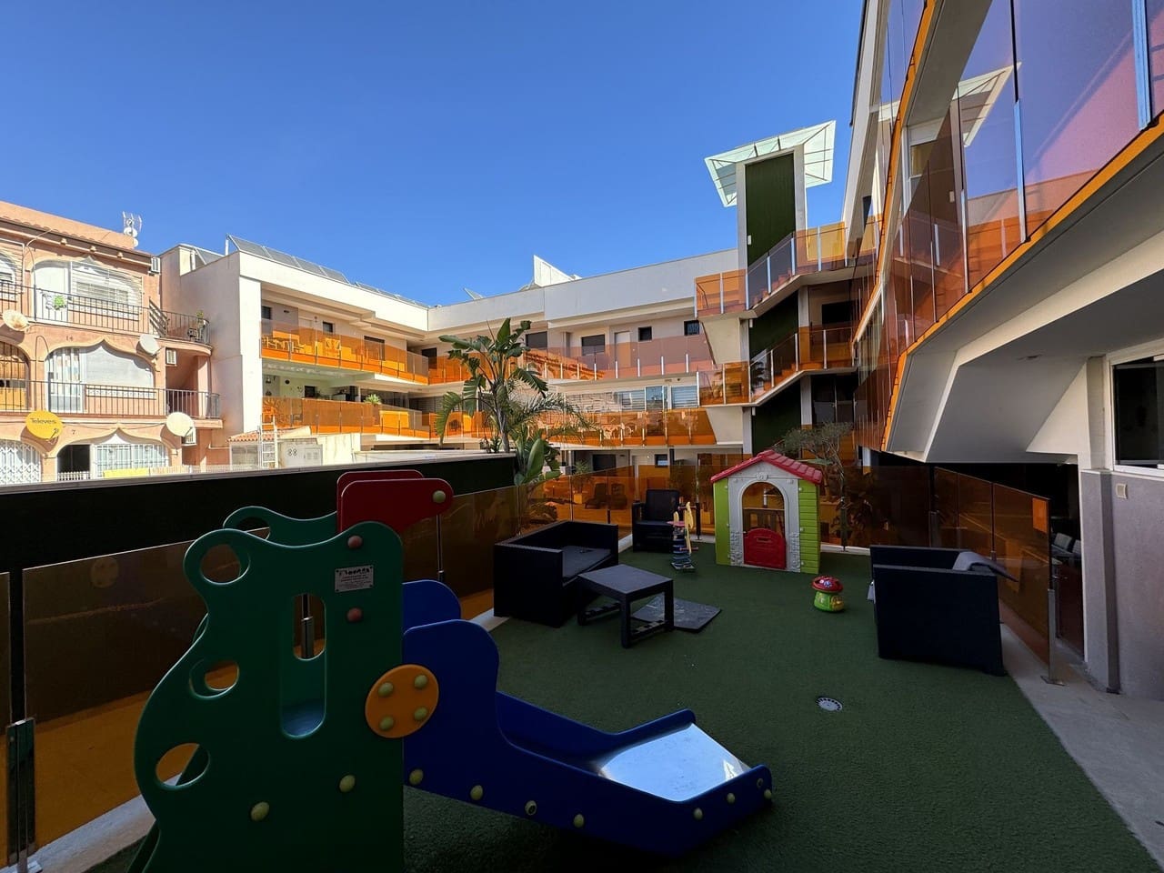 2 Zimmer Apartment zu verkaufen in Torrevieja - 189.000 € (Ref: 9154861)