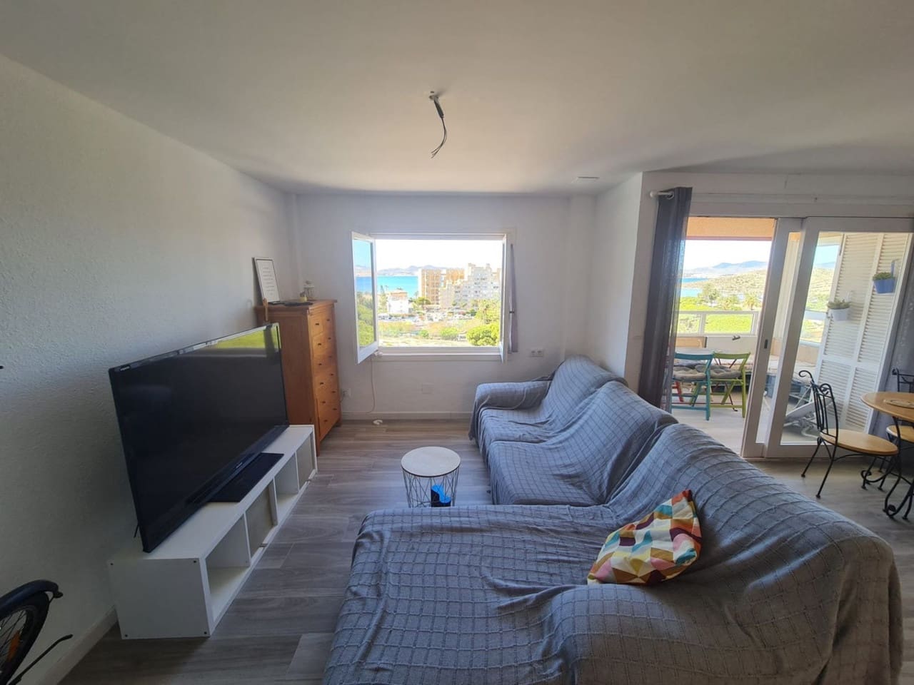 3 bedroom Apartment for sale in La Manga del Mar Menor - € 200,000 (Ref: 9154874)