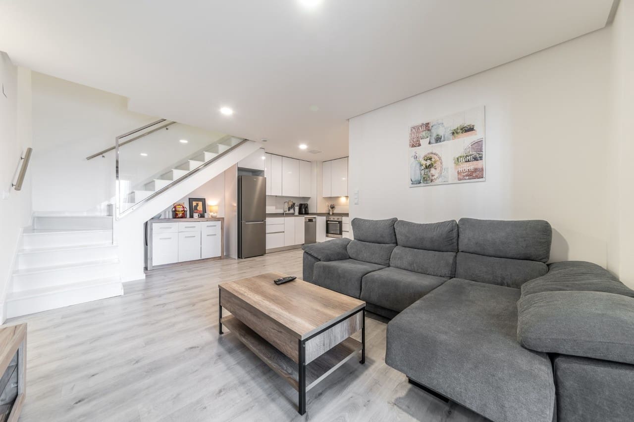 3 soverom Penthouse til salgs i Orihuela Costa - € 325 000 (Ref: 9154881)