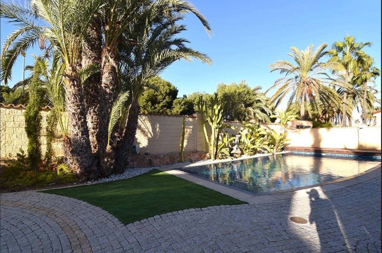 4 bedroom Villa for sale in Orihuela Costa with pool - € 795,000 (Ref: 9154885)