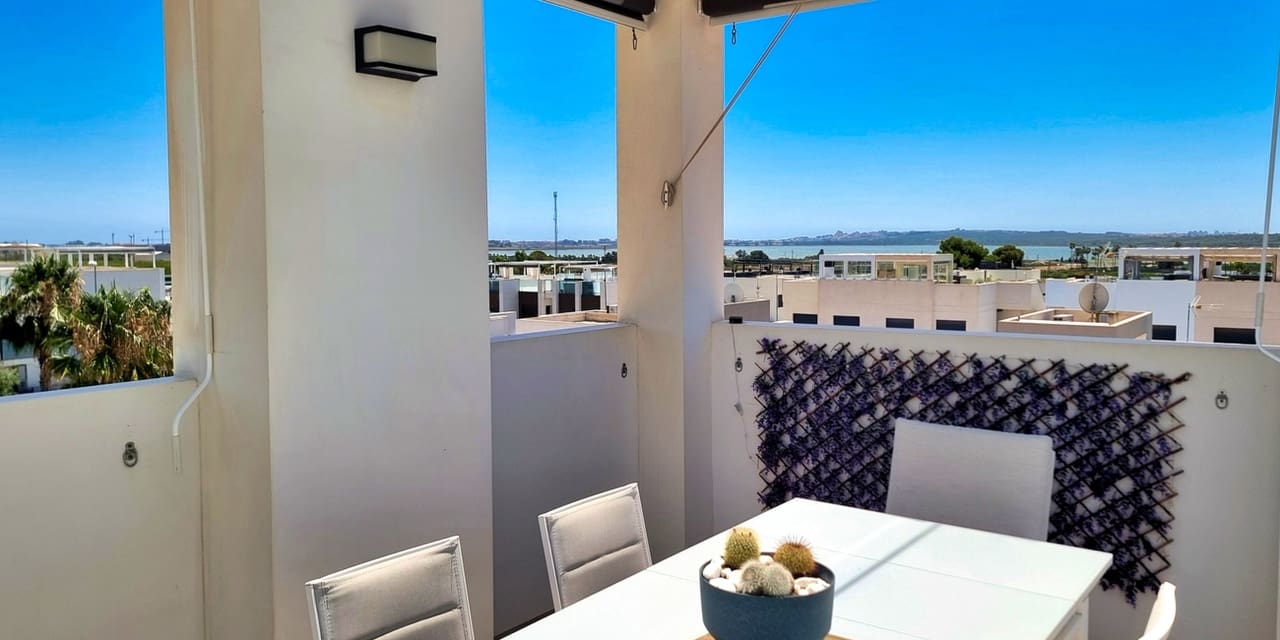 2 soveværelse Penthouse til salg i Ciudad Quesada med swimmingpool - € 335.000 (Ref: 9154890)
