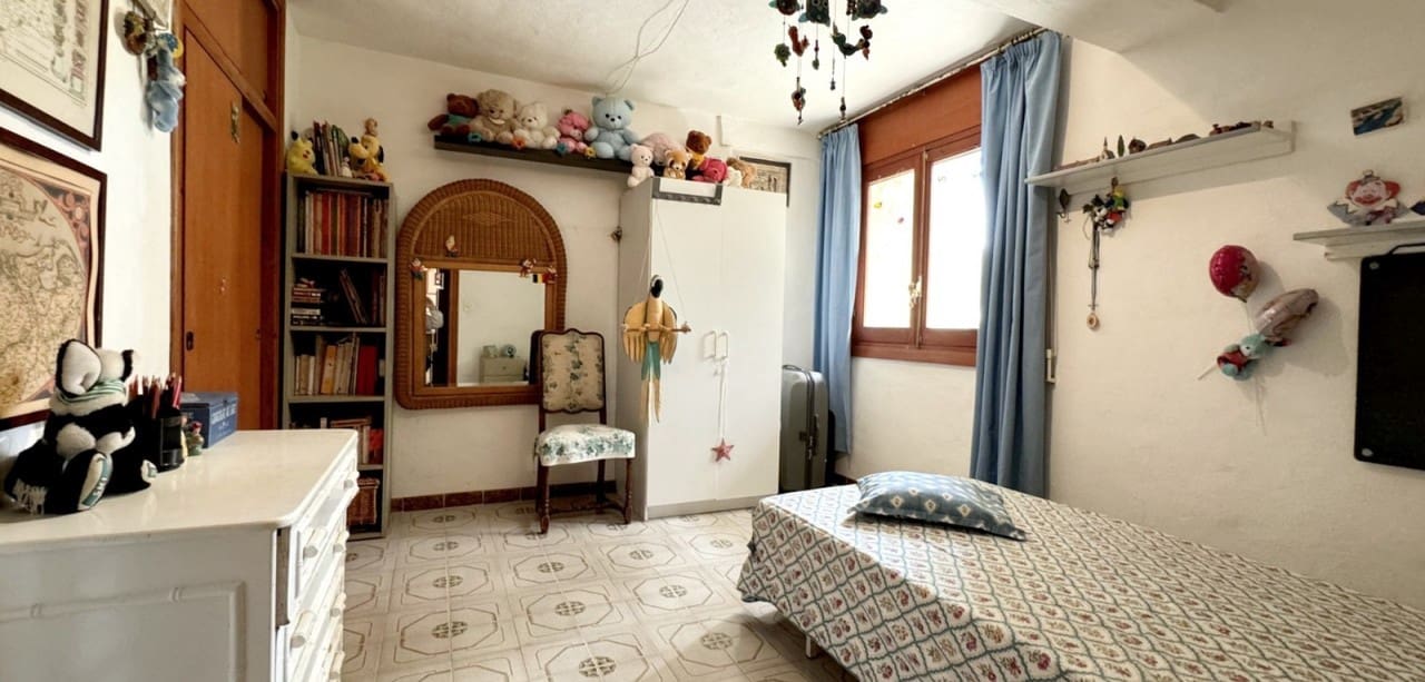 7 bedroom Villa for sale in Orihuela Costa - € 899,000 (Ref: 9154891)