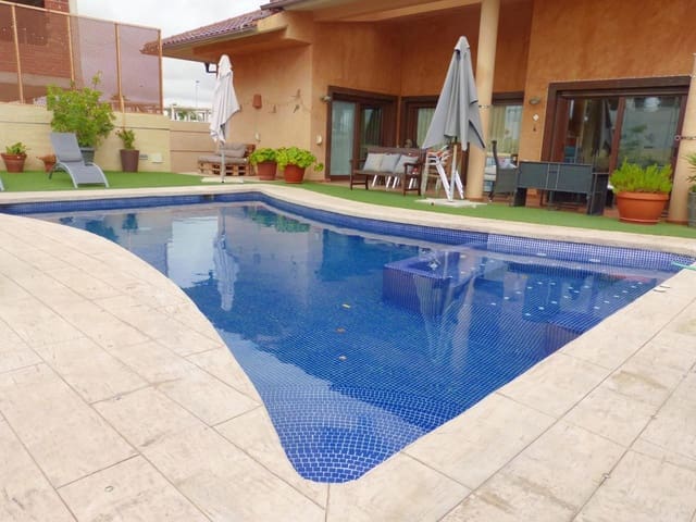 4 soveværelse Villa til salg i Santiago de la Ribera, San Javier med swimmingpool - € 850.000 (Ref: 9154897)