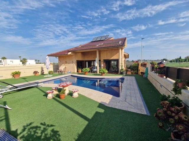 4 soveværelse Villa til salg i Santiago de la Ribera, San Javier med swimmingpool - € 850.000 (Ref: 9154897)