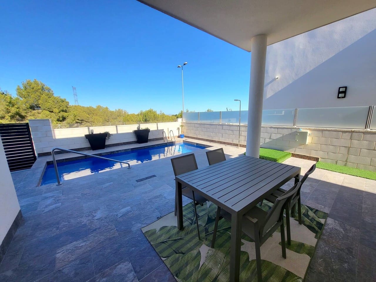 5 bedroom Villa for sale in Orihuela Costa with pool - € 499,000 (Ref: 9154913)